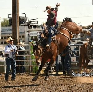 Meet your Posher, Travis